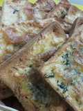 خبز بالجبن والثومcheesy garlic bread