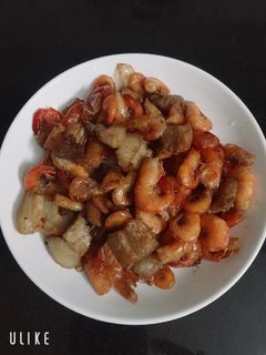 Hình của món Tôm rang thịt ba chỉ.