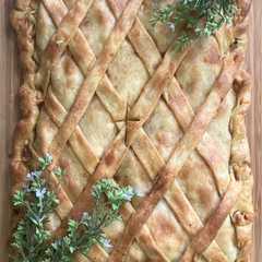 Foto di Empanada gallega de bonito del norte