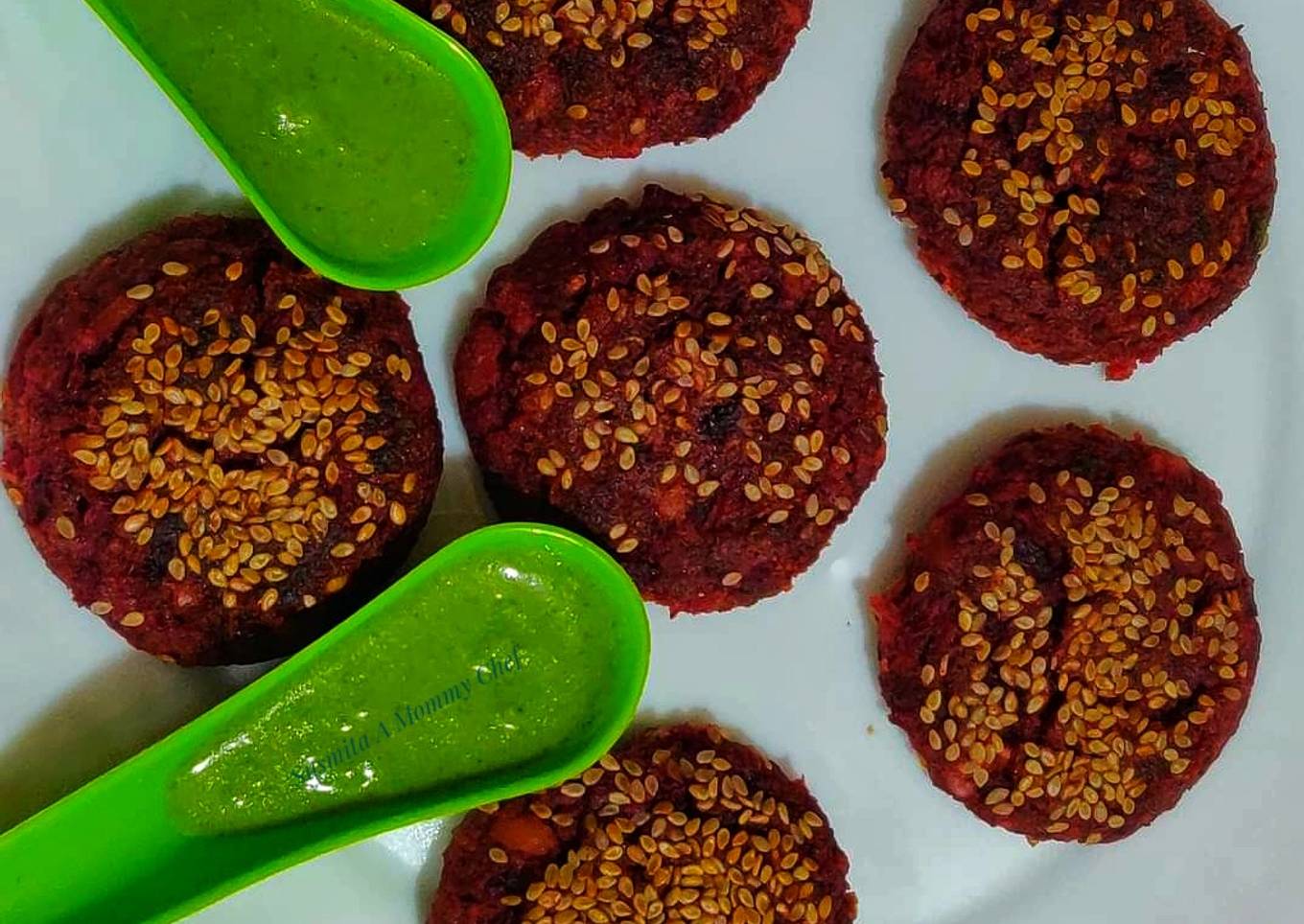 Beetroot rajma tikkis