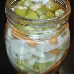 A picture of Pickles.