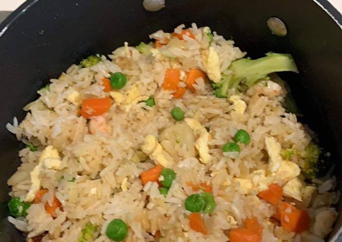 Recipe of Perfect Shrimp Fried Rice