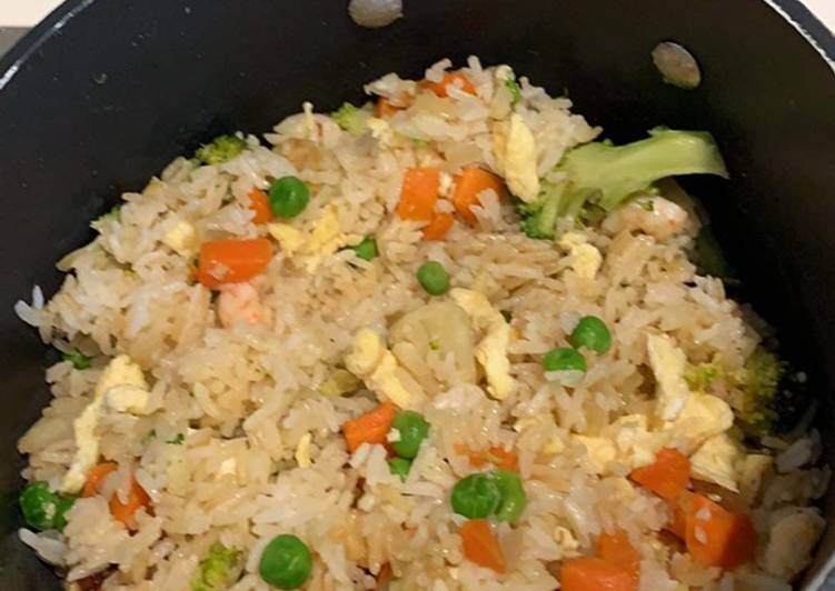 Recipe of Perfect Shrimp Fried Rice