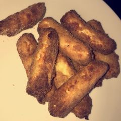 Halloumi fries A picture of Halloumi fries.