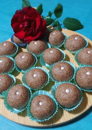 Une photo de Boules a base de semoule torréfiée et pâte de dattes ❤