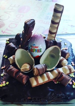 Une photo de Gâteau déguisé Kinder