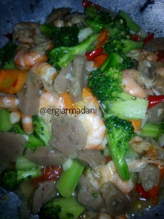 Foto resep Tumis brokoli udang no msg