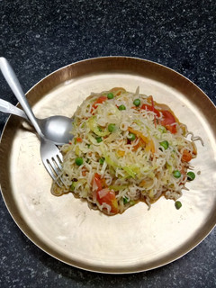 A picture of Noodles!.