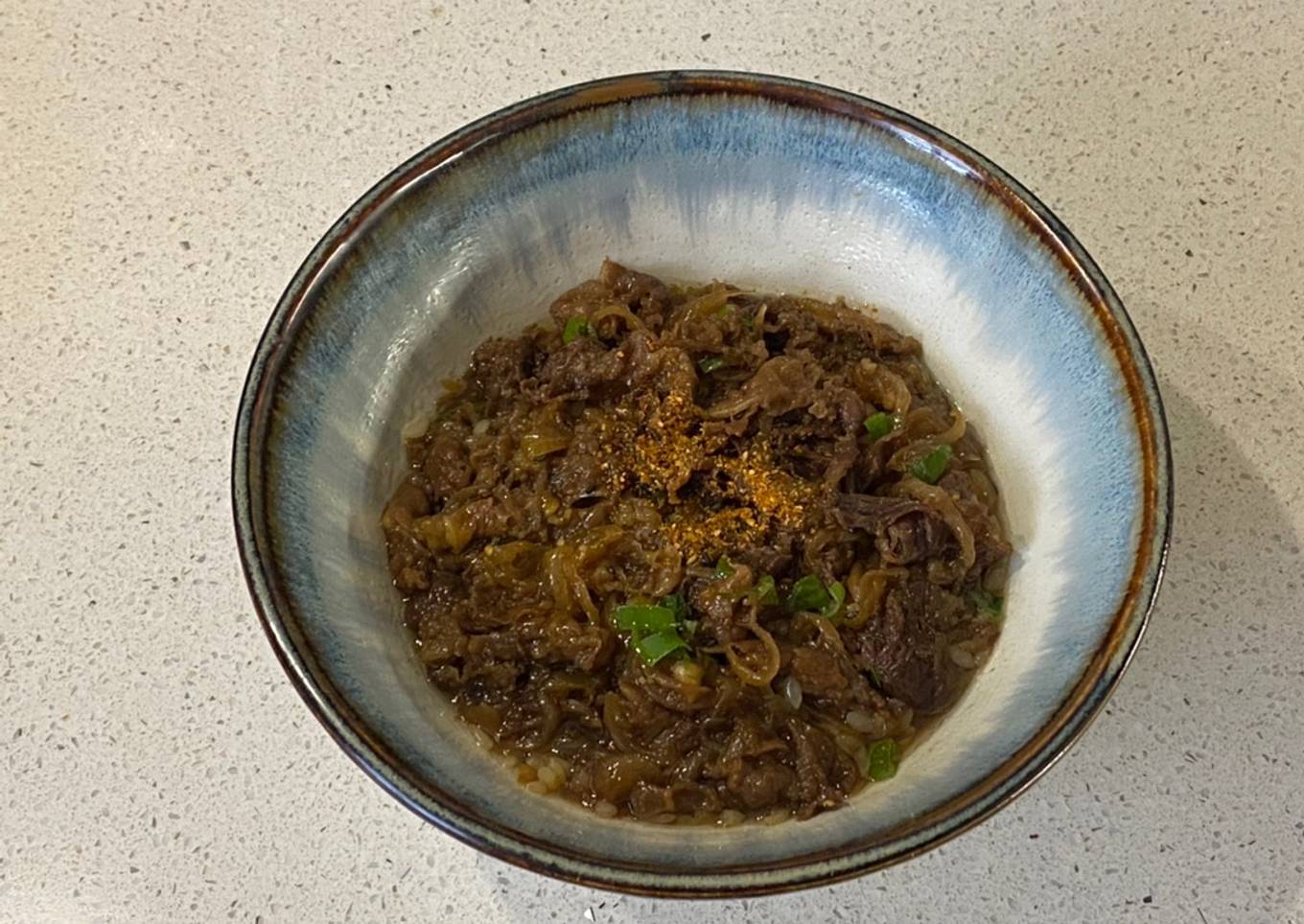 Gyudon (beef and rice bowl)