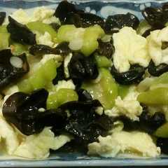 รูปของ Tumis oyong dgn black fungus dan telur