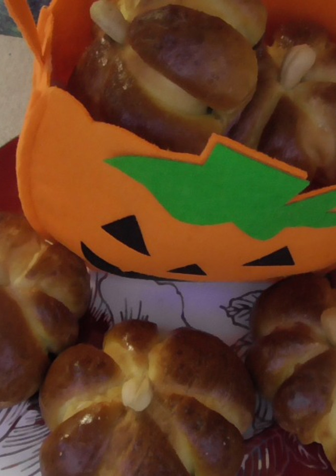 Una foto de Bollos de calabaza deliciosos para Halloween