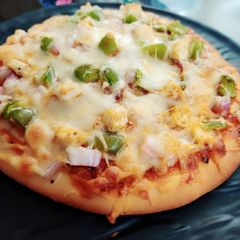 Paneer makhani pizza A picture of Paneer makhani pizza.