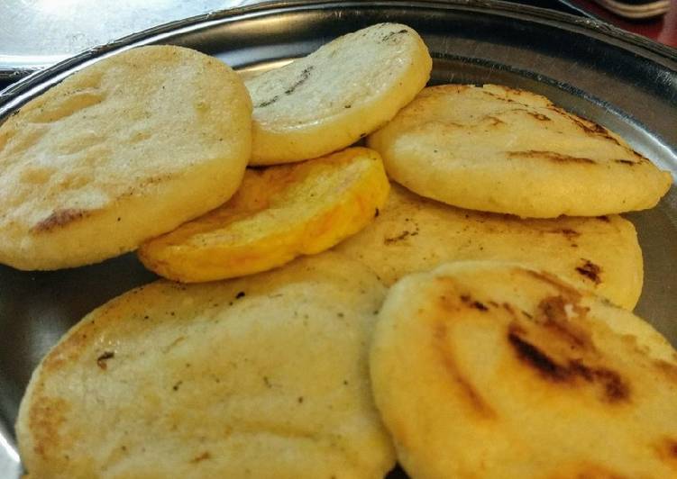 Step-by-Step Guide to Make Super Quick Homemade Arepas