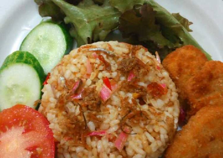 Resep 19.Nasi Goreng oleh Andrenia Giawati