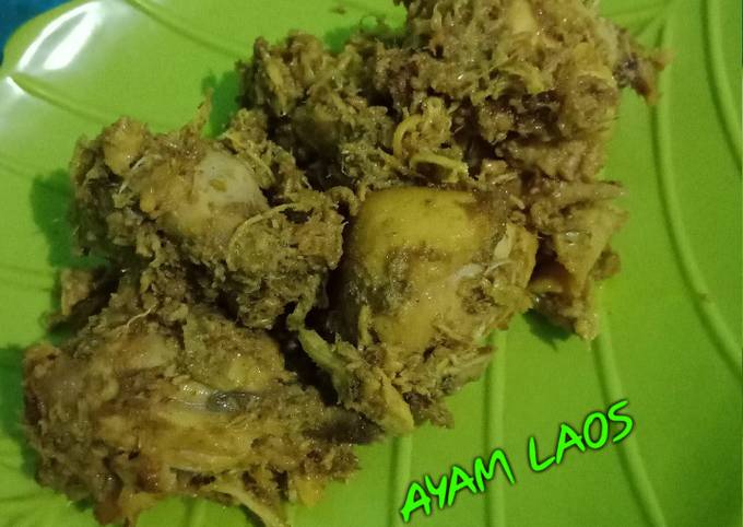 Ayam Bemasak Laos