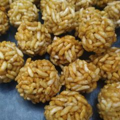 Murmura laddu A picture of Murmura laddu.