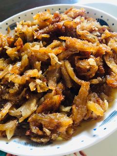 Hình của món Cá cơm rim mặn ngọt.