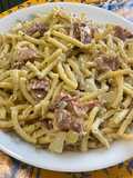Macaronis aux oignons, ail, Boursin®️ et jambon cru