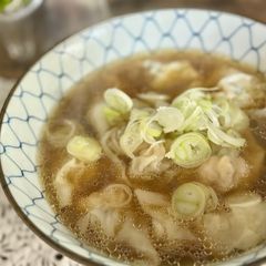 A picture of Seafood Wonton.