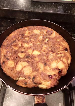Una foto de Tortilla de papas 🥔 con papas Cocidas no fritas !