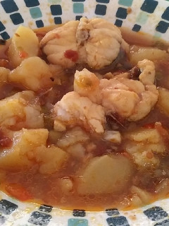 Una foto de Estofado de patatas con rape