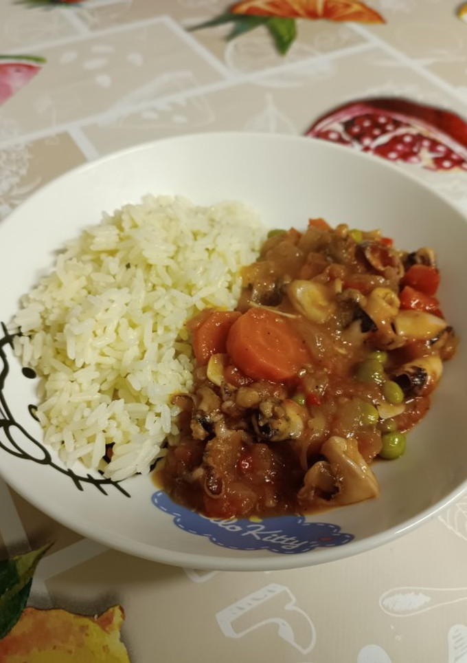 Una foto de Calamarcitos con tomate