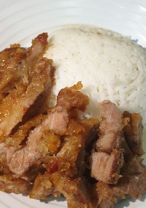 รูปของ ข้าวหมูทอดซอสน้ำปลา