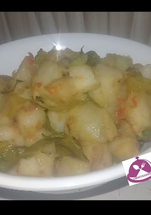 A picture of Potatoes salad.
