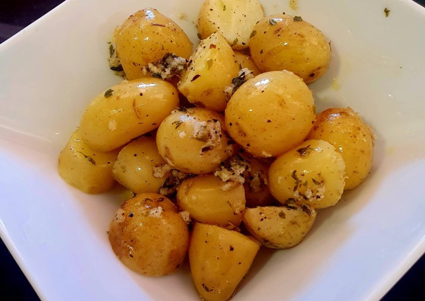 Patatitas con ajo y orégano
