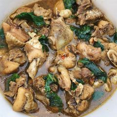 A picture of Chicken peppersoup.