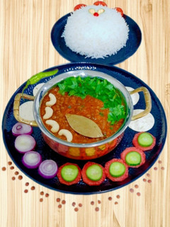 નવાબી તડકા મસુર (Nawabi Tadka Masoor Recipe In Gujarati) રેસીપી મુખ્ય ફોટો
