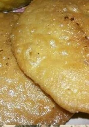 A picture of Khasta kachori.