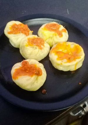 A picture of Chicken Momos.
