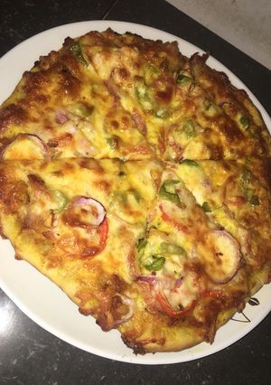 A picture of Chicken pizza.