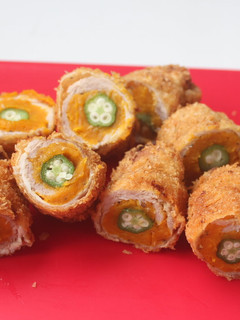 南瓜秋葵豬肉卷 的食譜成品照片