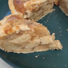 A picture of Banana 🍌🍌 🥧 pie. Airfyer.