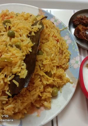 મટર   પુલાવ(matar pulav recipe in Gujarati) રેસીપી મુખ્ય ફોટો