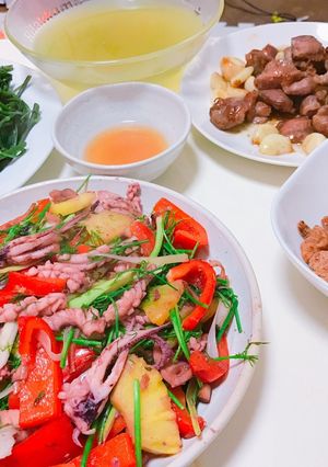 Hình của món Cơm việt ở nhật.