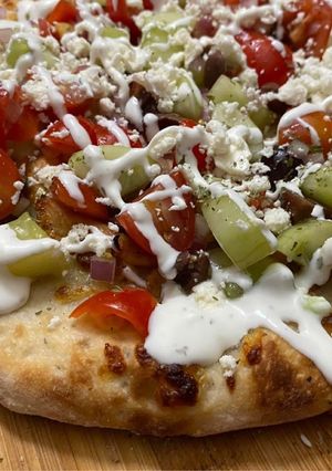 A picture of Greek Chicken Pizza.