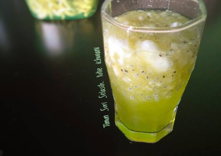 Cara Gampang Menyiapkan Es Timun Suri, Bisa Manjain Lidah