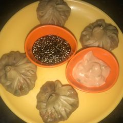 Veg momos A picture of Veg momos.