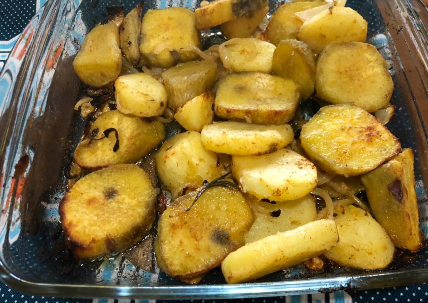 Papas y batatas doradas al horno