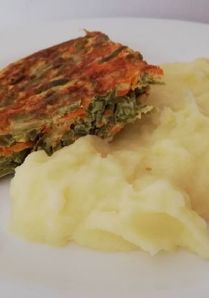 Una foto de Tortilla de porotitos verdes