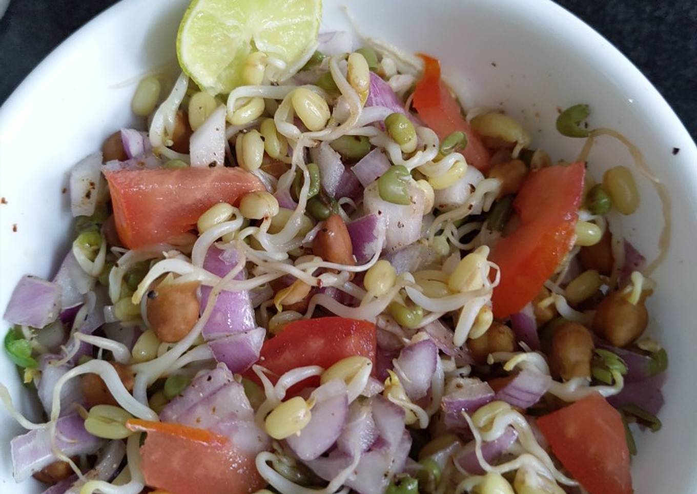 Healthy sprout chaat