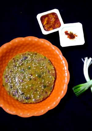 ખીચડી નાં થેપલાં (khichdi Na Thepla recipe in Gujarati) રેસીપી મુખ્ય ફોટો