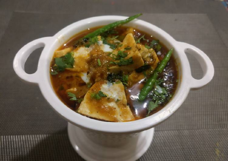 Steps to Make Quick Smoked paneer in the spicy greavy