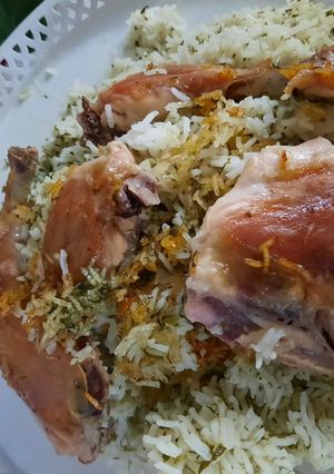 عکسی از دستور سبزی پلو با ته انداز مرغ