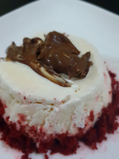 A picture of Cake and Icecream Pie.