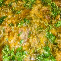 A picture of Palak shaljam gosht.