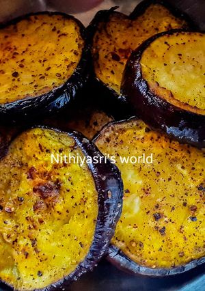 A picture of Baingan tawa fry.